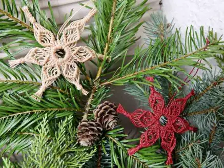 Makramee Weihnachtssterne aus Wachsgarn